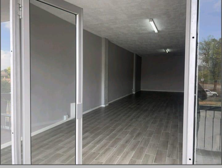 Commercial 2315-ref-196 for Rent in Florida, Roodepoort in Johannesburg - Image 1