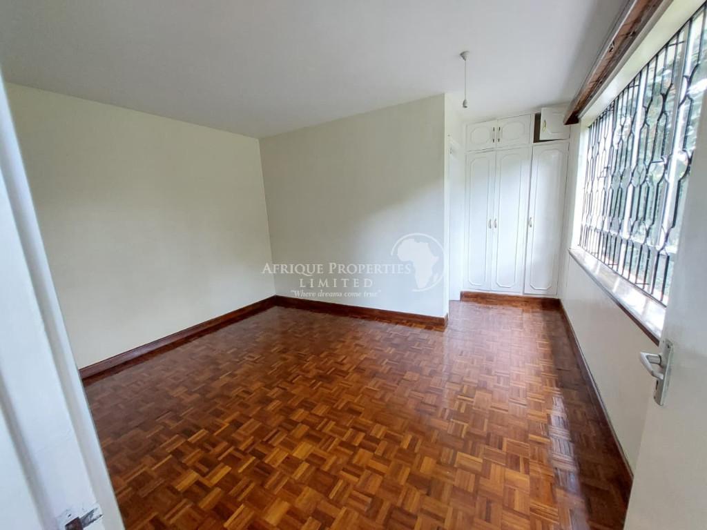 4 Bedroom Spacious House+Guest Wing For Rent In Runda in Nairobi - Image 6