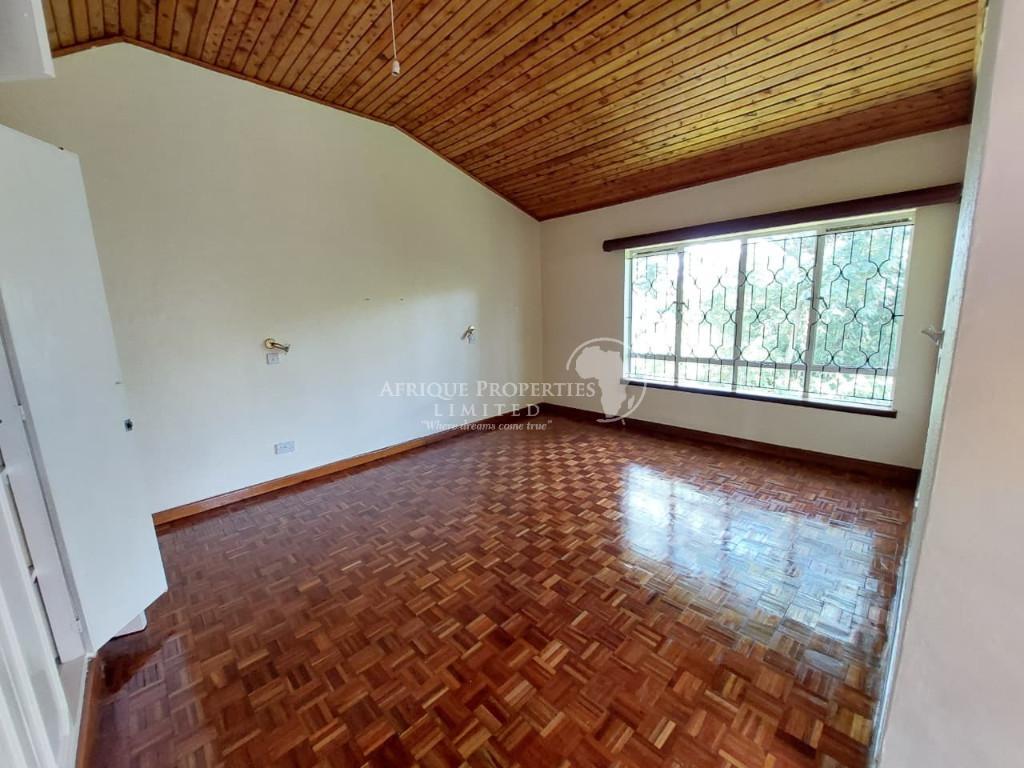 4 Bedroom Spacious House+Guest Wing For Rent In Runda in Nairobi - Image 9