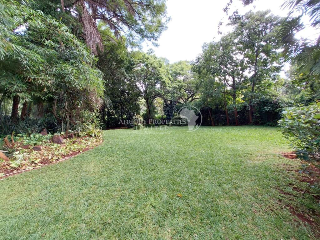 4 Bedroom Spacious House+Guest Wing For Rent In Runda in Nairobi - Image 12