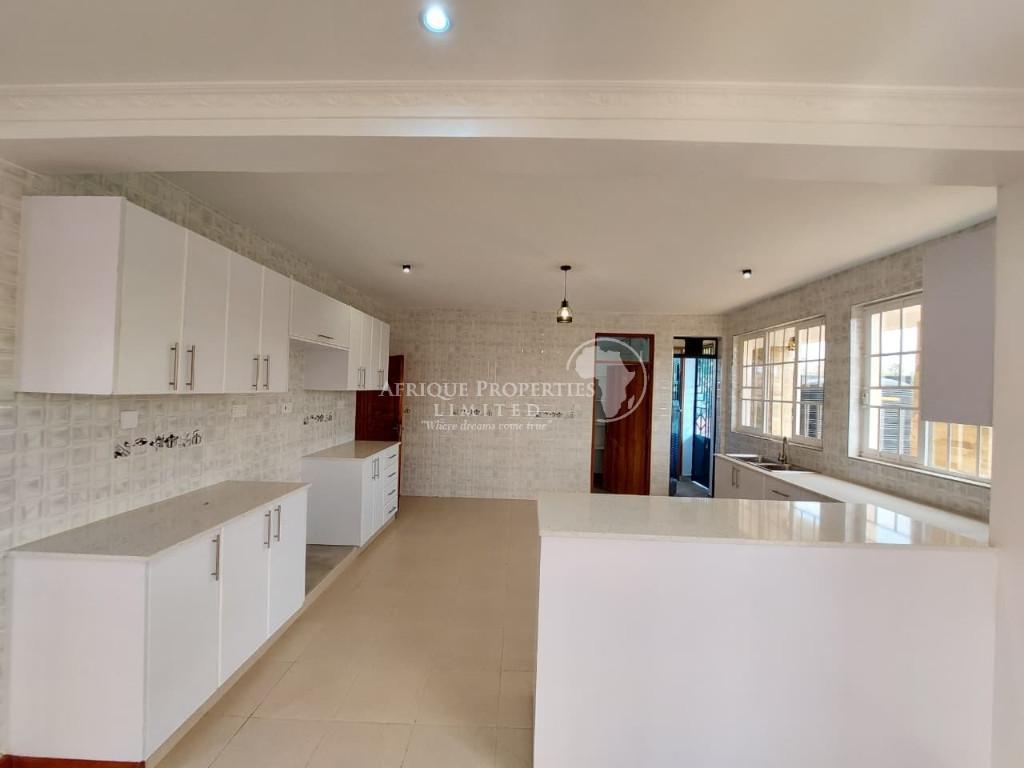 4 Bedroom All Ensuite House For Rent In Thika Greens Golf Estate in Kenya - Image 5