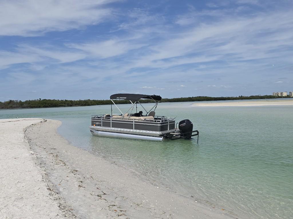Sunchasers Pontoon Rentals in Pinellas Park - Image 6