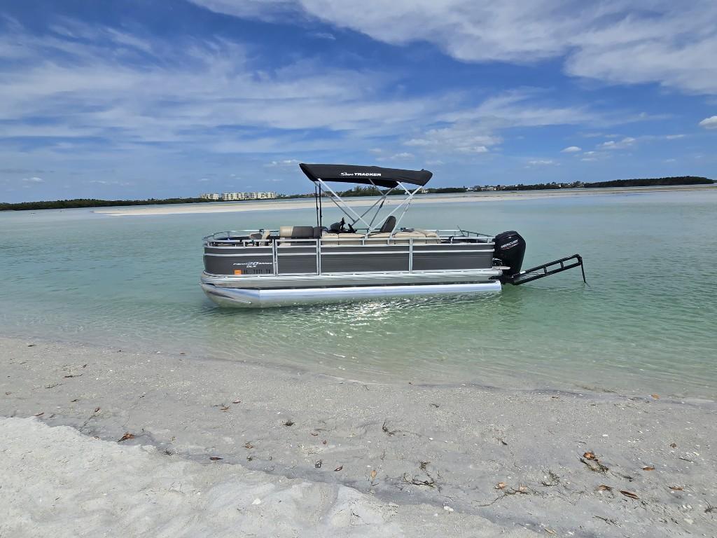 Sunchasers Pontoon Rentals in Pinellas Park - Image 5