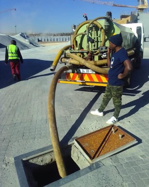 Overflowing Septic Tank Blocked Drain We Can Help TODAY! in Tembisa - Image 7
