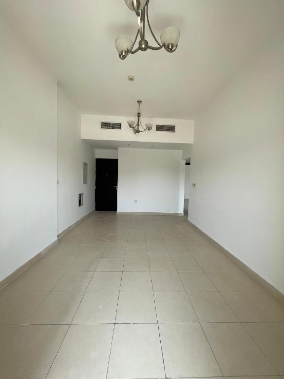 Well Maintained |Spacious Family Building |Prime Location in United Arab Emirates - Image 7