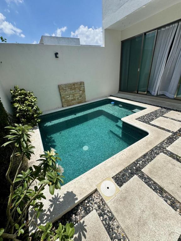 CASA EN RENTA CON ALBERCA RESIDENCIAL EL COUNTRY en Nacajuca - Imagen 1