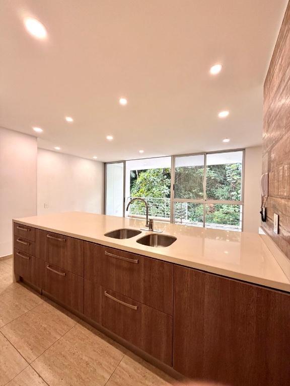 VENTA APARTAMENTO CONDOMINIO ABADÍAS. CONJUNTO MONTEOLIVETTO en Bucaramanga - Imagen 6