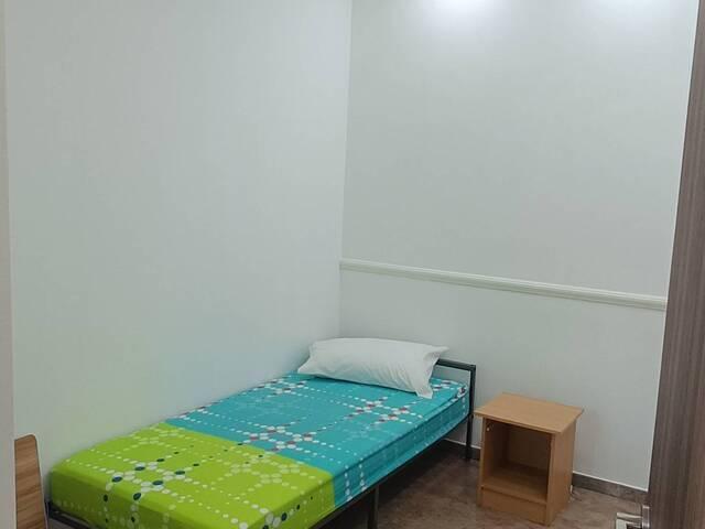 Rooms for Rent in Pasir Ris - Image 1