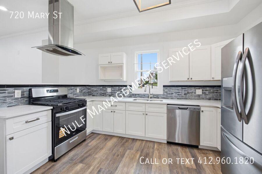 4 bed, 2 bath in McKees Rocks in Pittsburgh - Image 1