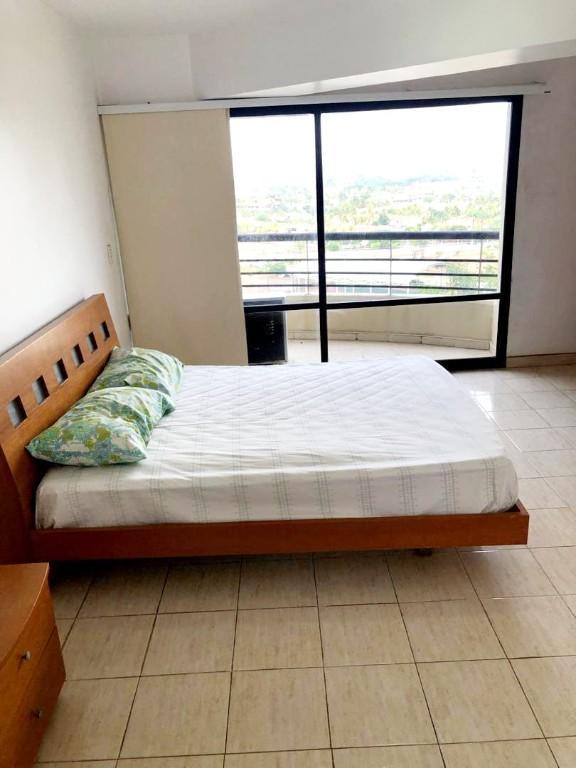 En venta apto en el C.R.Dener, Lechería en Venezuela - Imagen 5