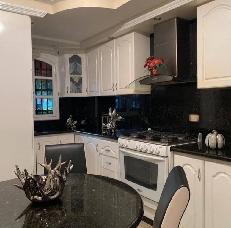 EN VENTA APARTAMENTO DUPLEX en Guanta - Imagen 3