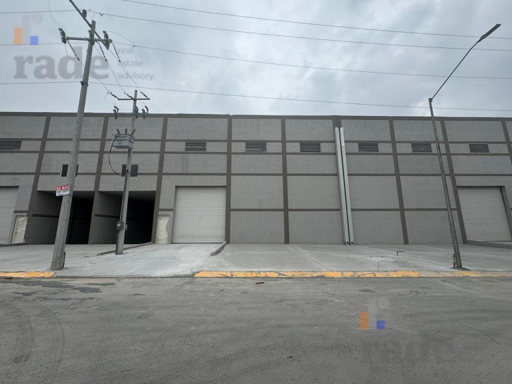 BODEGA INDUSTRIAL EN RENTA EN SANTA CATARINA en La Fama - Imagen 1