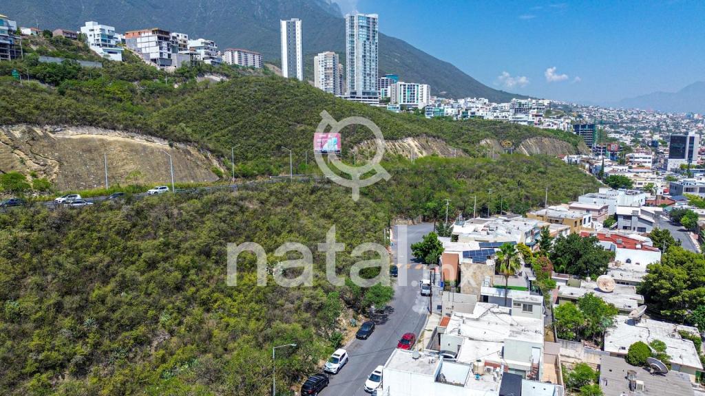 TERRENO RANGEL FRIAS VISTA HERMOSA CUMBRES VENTA en San Bernabé - Imagen 1