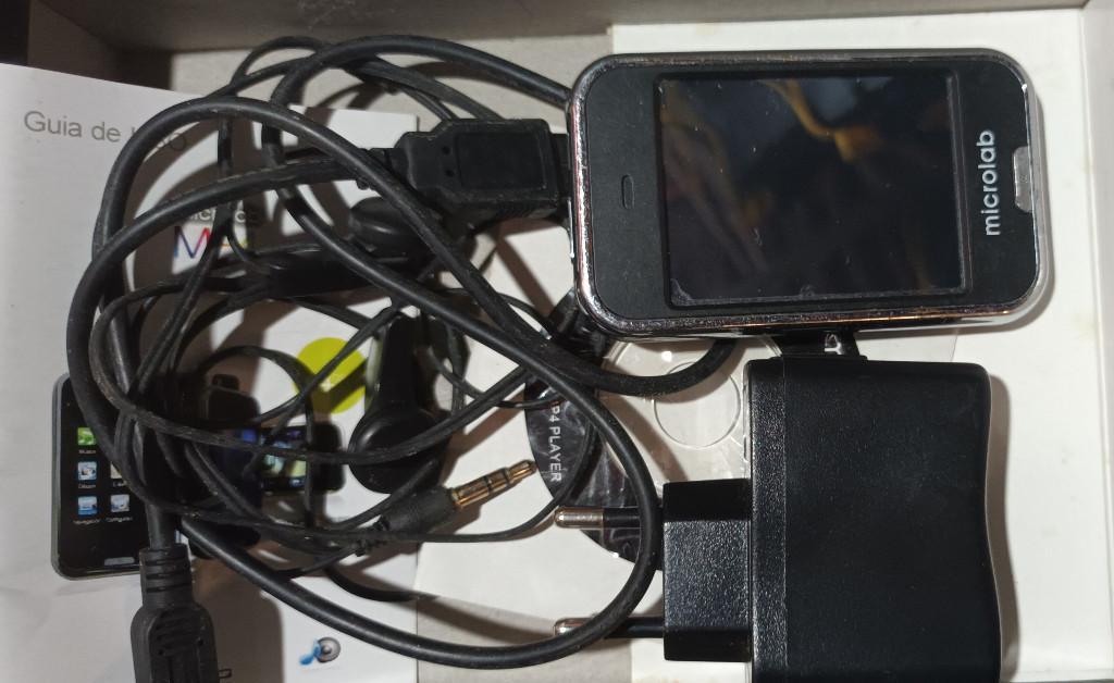 Reproductor MP4 Microlab 4 GB en Chile - Imagen 2