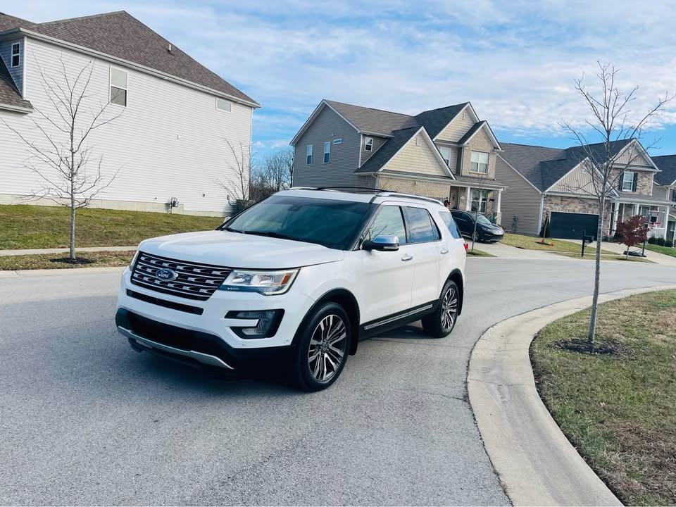 Fully Loaded Ford 2017 Explorer in Atlanta - Image 3