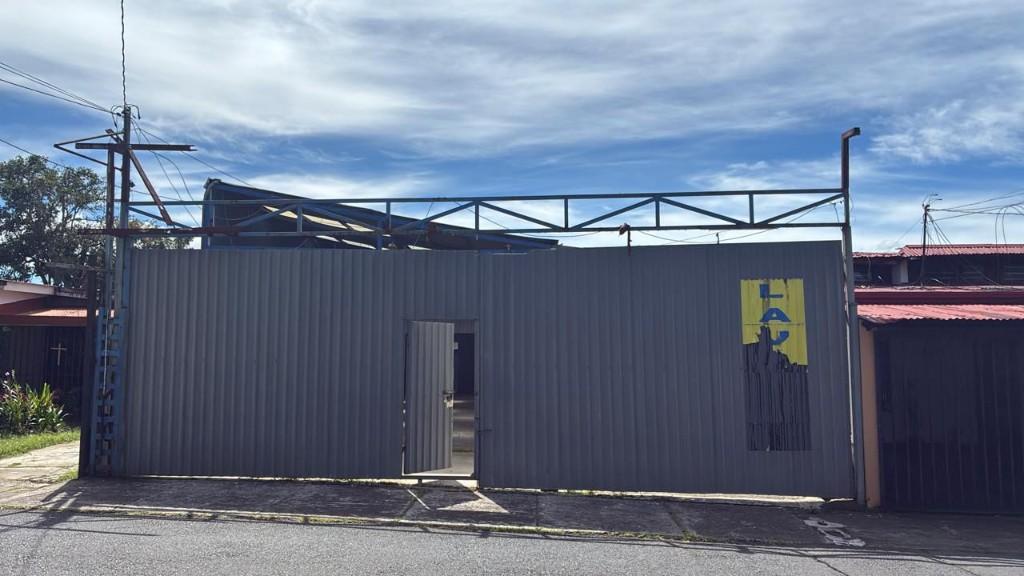 Venta Local comercial 693m² en Alajuela - Imagen 1