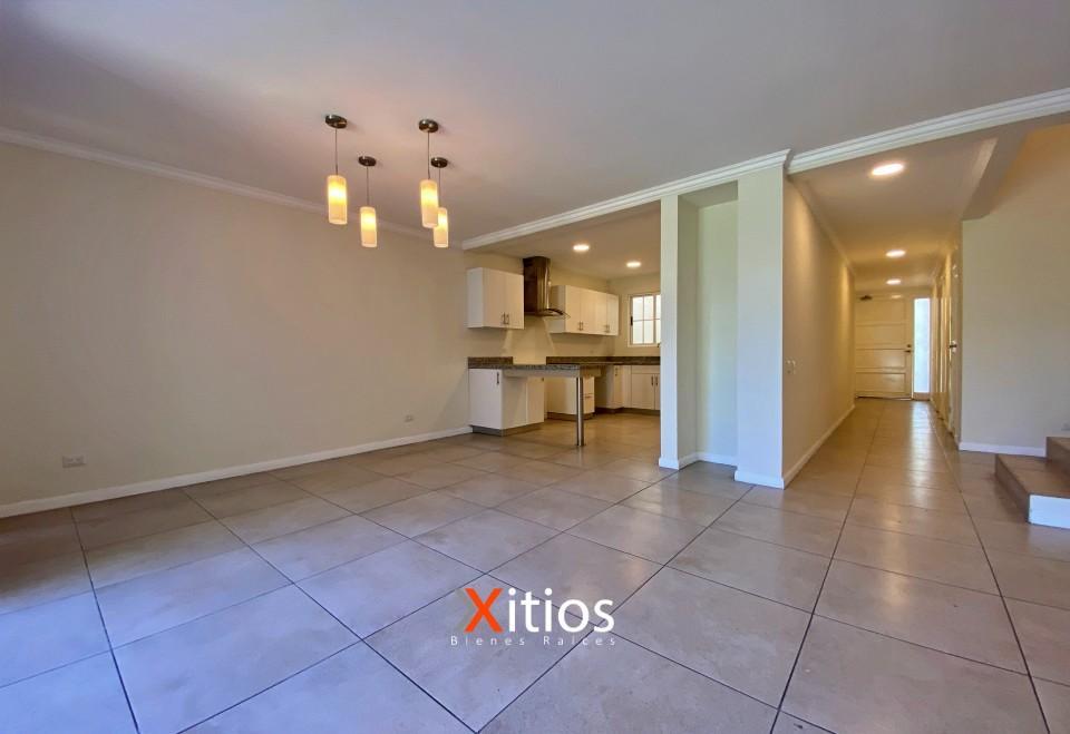 Venta de Casa en Portal La Castellana en Rosario de Mora - Imagen 2