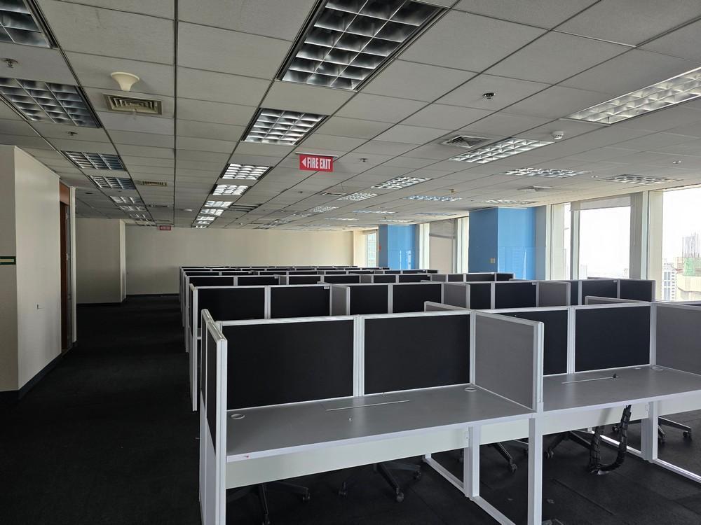 727sqm Furnished Prime Office Space in Makati FOR LEASE in Quiapo - Image 1