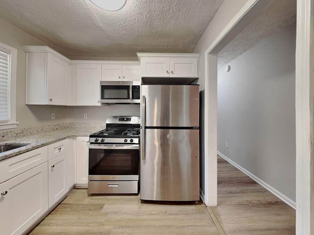Cozy & Comfortable House – Move-In Ready in Atlanta - Image 5