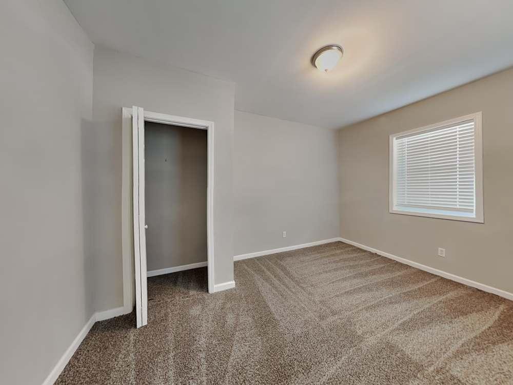 Cozy & Comfortable House – Move-In Ready in Atlanta - Image 9