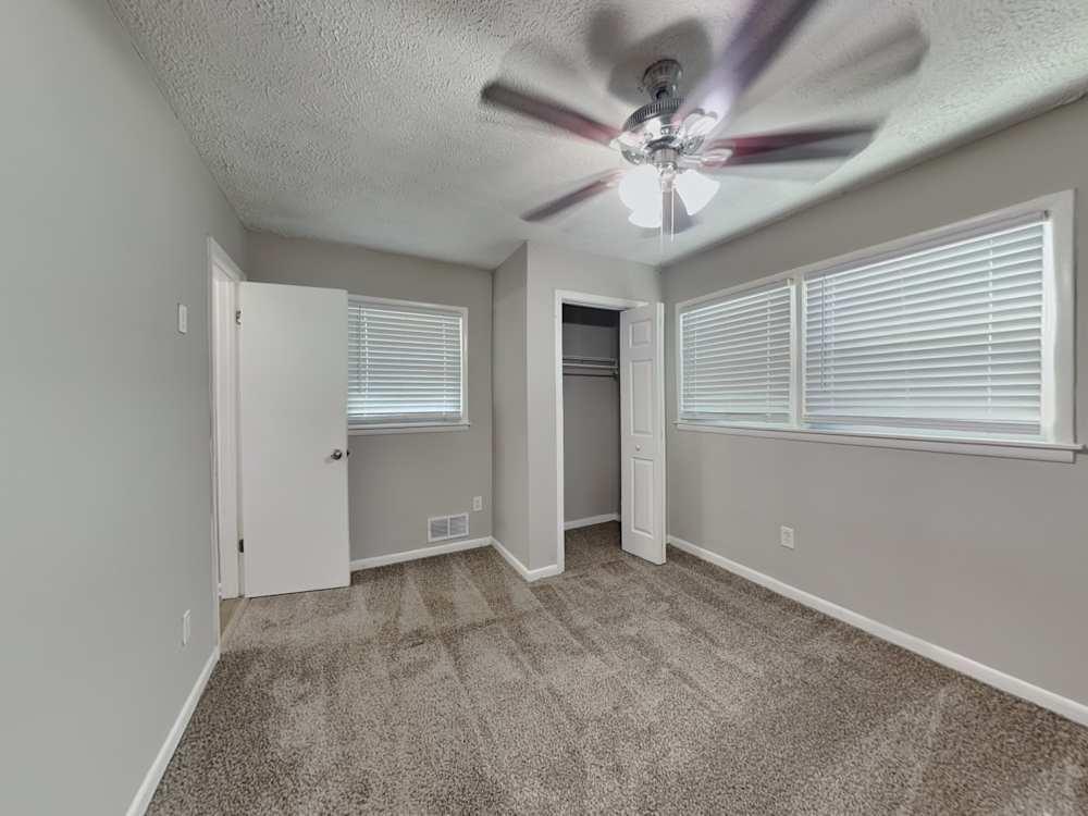 Cozy & Comfortable House – Move-In Ready in Atlanta - Image 7