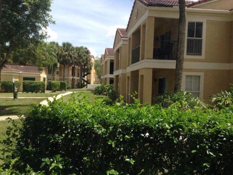 House For Rent by Owner in Coral Springs in Sunrise - Image 1