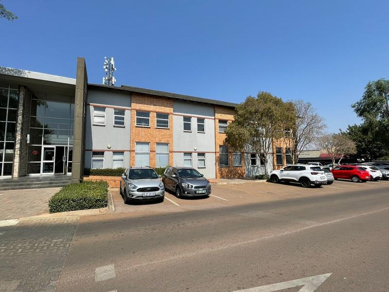 Commercial 2030-ref-18344 for Rent in Midstream Estate, … in Tembisa - Image 1