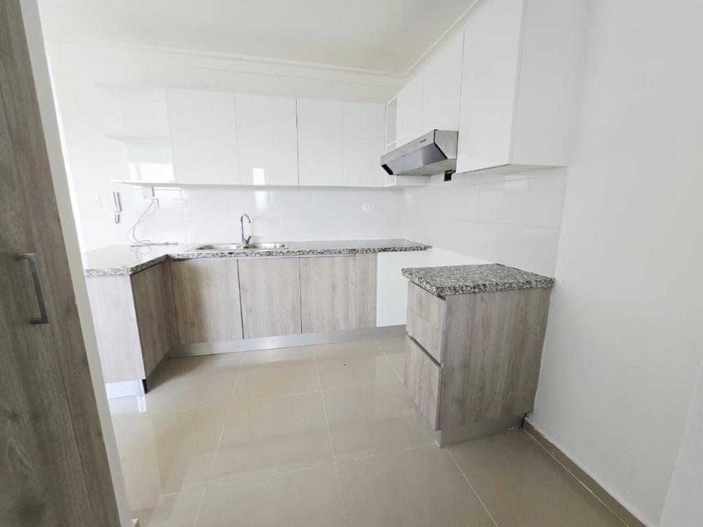 APARTAMENTO EN TORRE CON PISCINA Y GIMNASIO, SANTIAGO. en Licey al Medio - Imagen 5