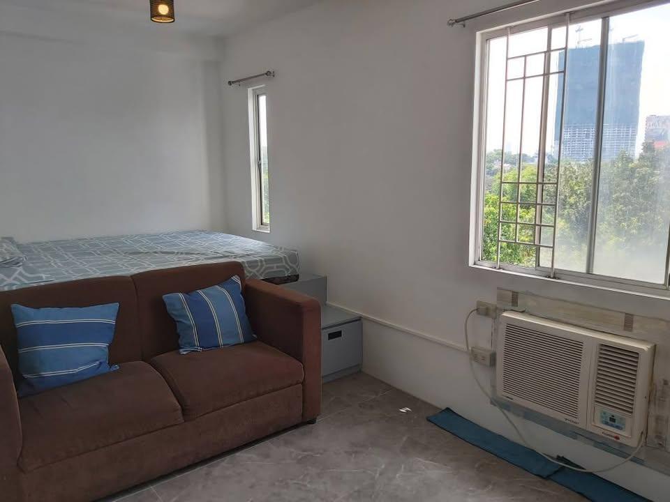 CONDO FOR RENT NEAR UP DILIMAN / ATENEO in Lower Bicutan - Image 1