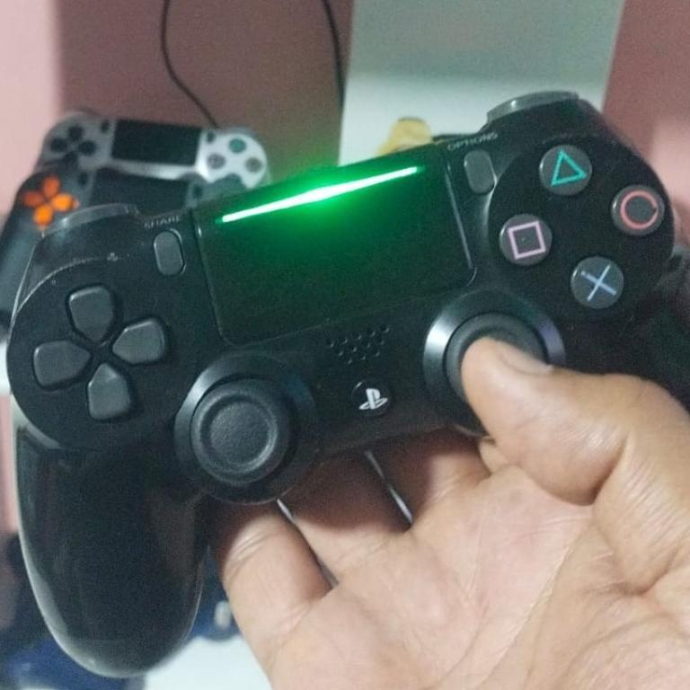 Control original ps4 funcional en Colombia - Imagen 3