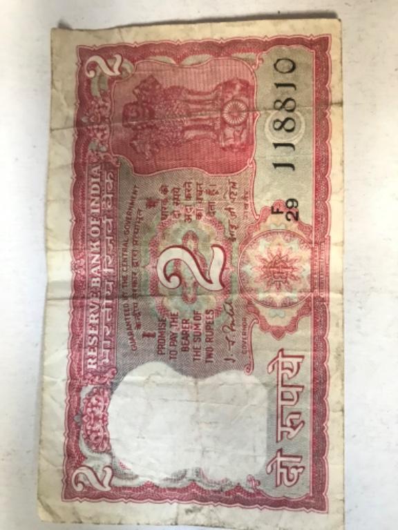 Different 2 RUPEES Currency Notes India in Srinagar - Image 4
