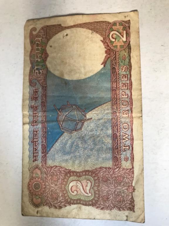 Different 2 RUPEES Currency Notes India in Srinagar - Image 7