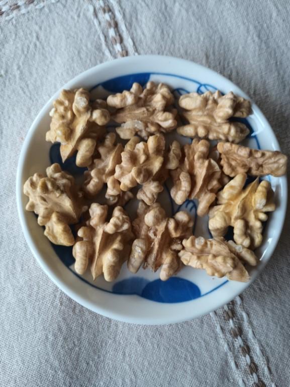 California walnuts in shell from Golden Walnuts in San Antonio - Image 3