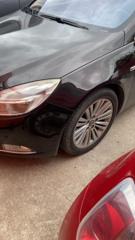 Opel Insignia . en Murcia - Imagen 1