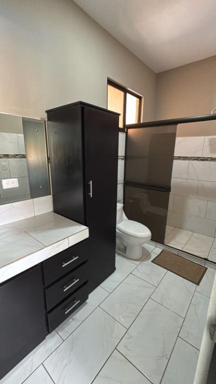 BELLA PROPIEDAD CON CASA Y PISCINA EN ATENAS. en Naranjo - Imagen 2