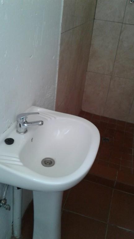 ENSUITE GARAGE RENTAL GLENRIDGE R1800+R1000REFUNDABLE DEPOSIT in Aliwal North - Image 5