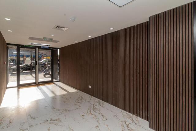 - High Street, Edgware, Office For Rent in Edgware - Image 1