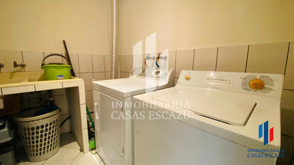 APARTAMENTO AMUEBLADO EN VALLE ARRIBA - ESCAZÚ-VISTAS/AMENIDADES en Costa Rica - Imagen 11