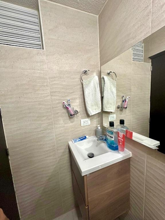 VENTA APARTAMENTO COAVICONSA. CONJUNTO SAN FERMÍN 1 en Bucaramanga - Imagen 7