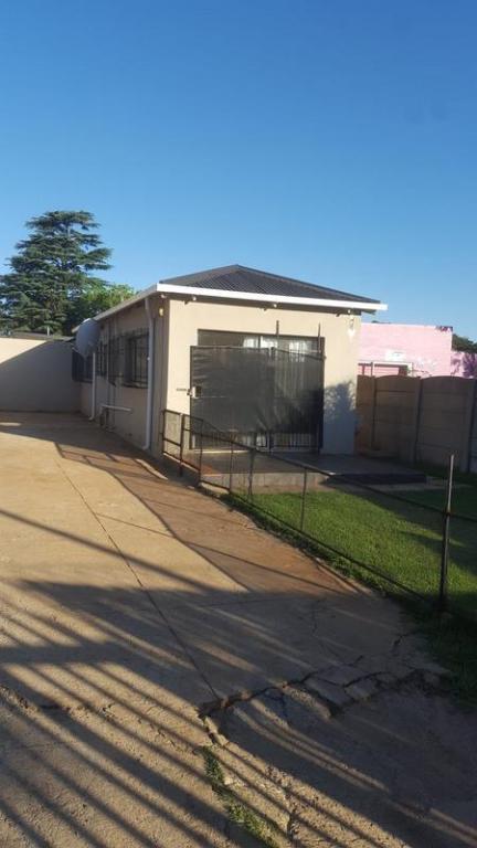 Cottage 2683-ref-170 for Rent in Witfield, Boksburg in Benoni - Image 1