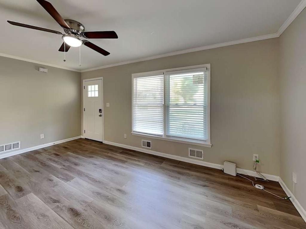 SPACIOUS AND LOVELY HOME FOR RENT in United States - Image 2
