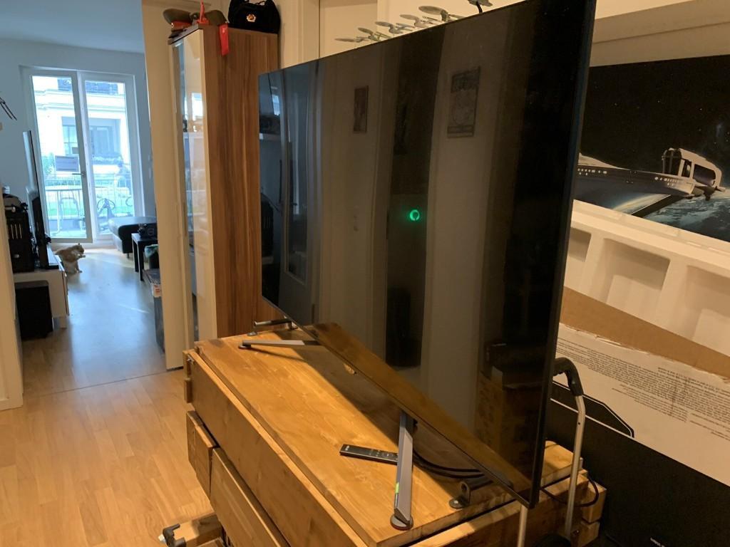 ASUS ROG pg65uq 65 Inch 4K Monitor in Österreich - Bild 1