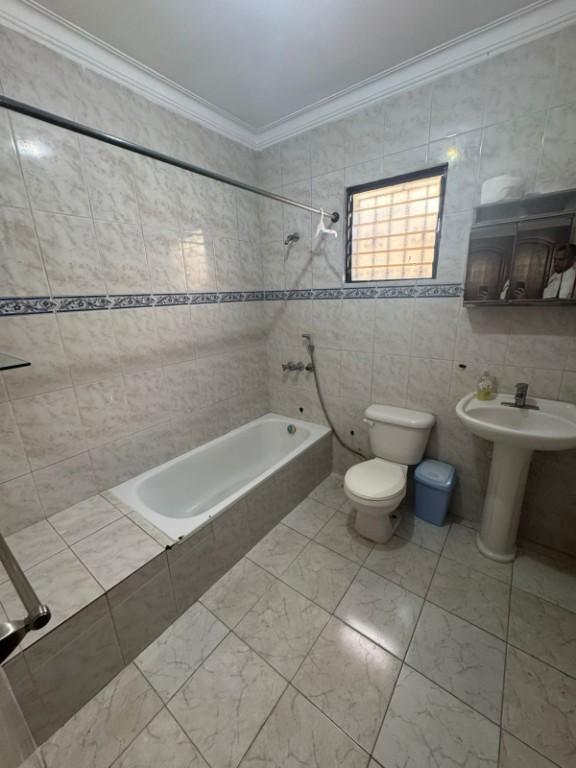 VENDO CASA EN PRADOS DEL CACHON en Barahona - Imagen 1