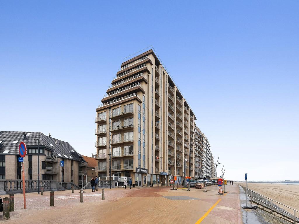 Spacious studio near seafront en Belgique - Photo 1