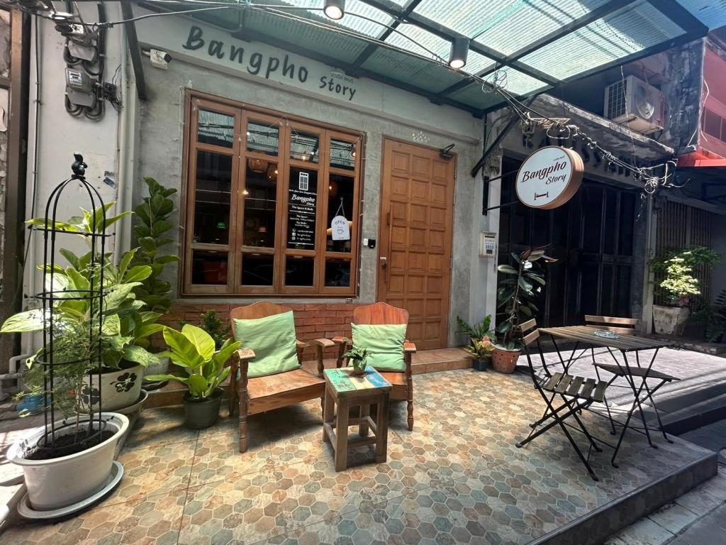 Bangpho Story in Thailand - Image 1