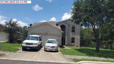Pebble Bch in New Braunfels - Image 1