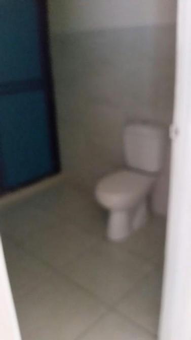 SE ALQUILA CASA COMERCIAL 2 PISO en Cali - Imagen 7