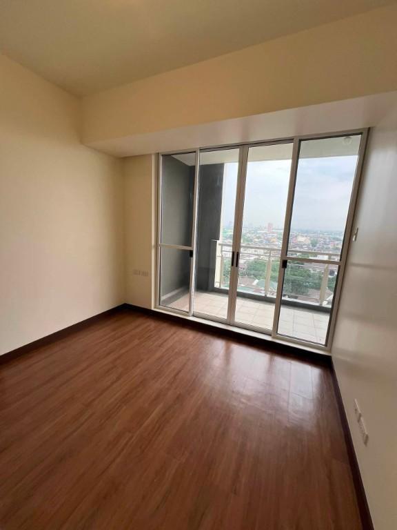 FOR RENT 3BEDROOM AND PARKING NEAR BGC in Pansol - Image 1