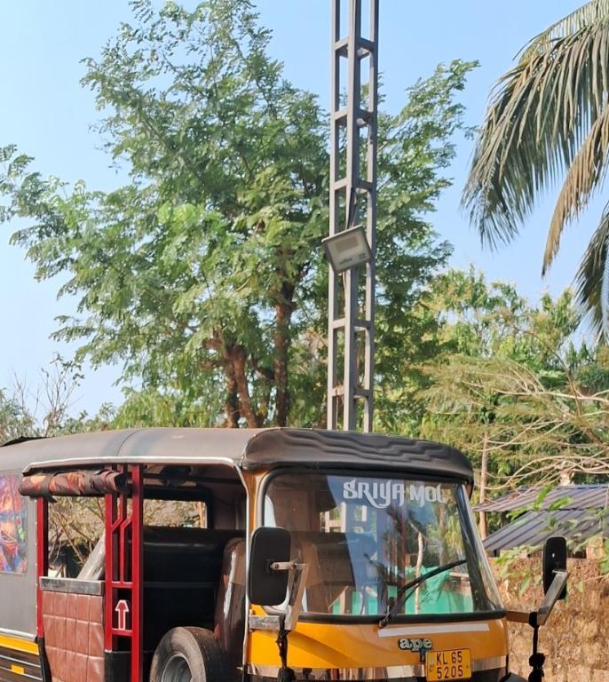 Bajaj ape piagio 2011 may in Kottakkal - Image 2
