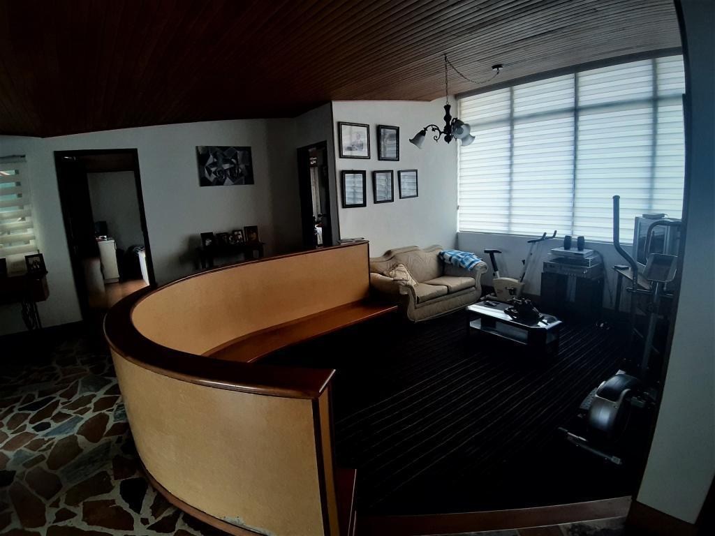CASA PARA OFICINA O COMERCIO EN CEDRITOS en Colombia - Imagen 4